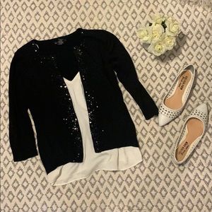 Cute black sweater with sequins